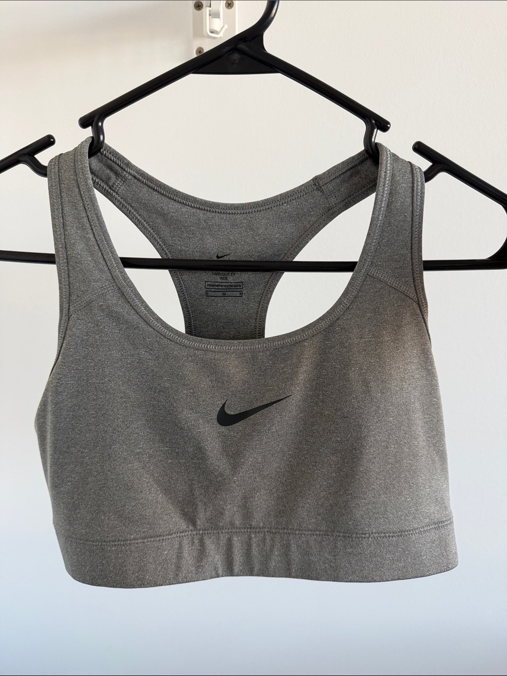 Nike Grey Racerback Medium-Impact Sports Bra Drifit M